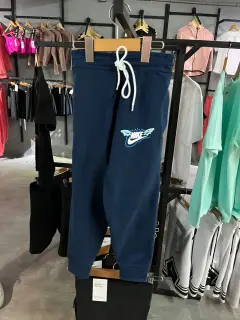 mono azul marino colores