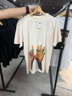 Franela los anillos hueso