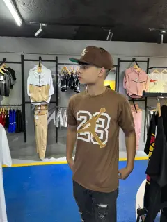 Franela 23 chocolate