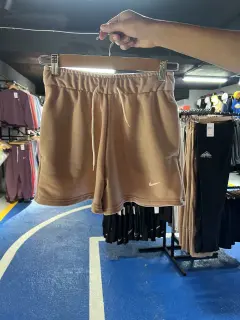 short rosa beige
